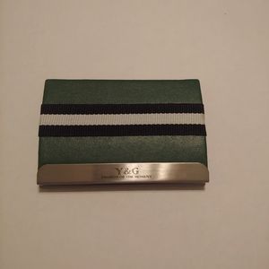 3/$15 NIB Y&G Green black white card holder